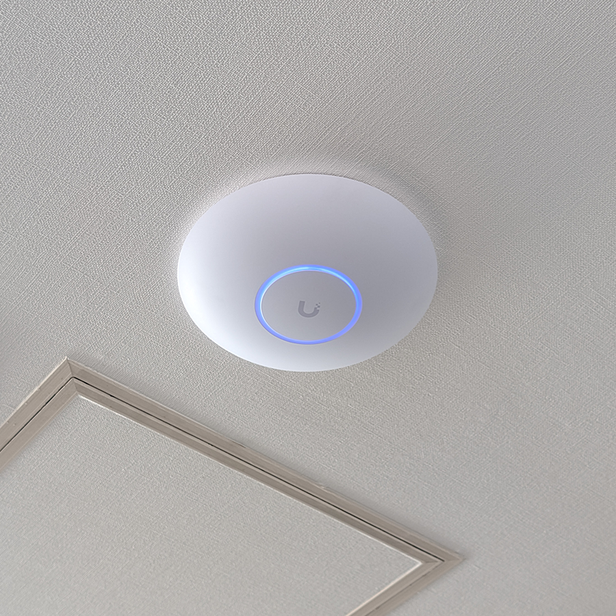 P社様事務所WiFi工事2